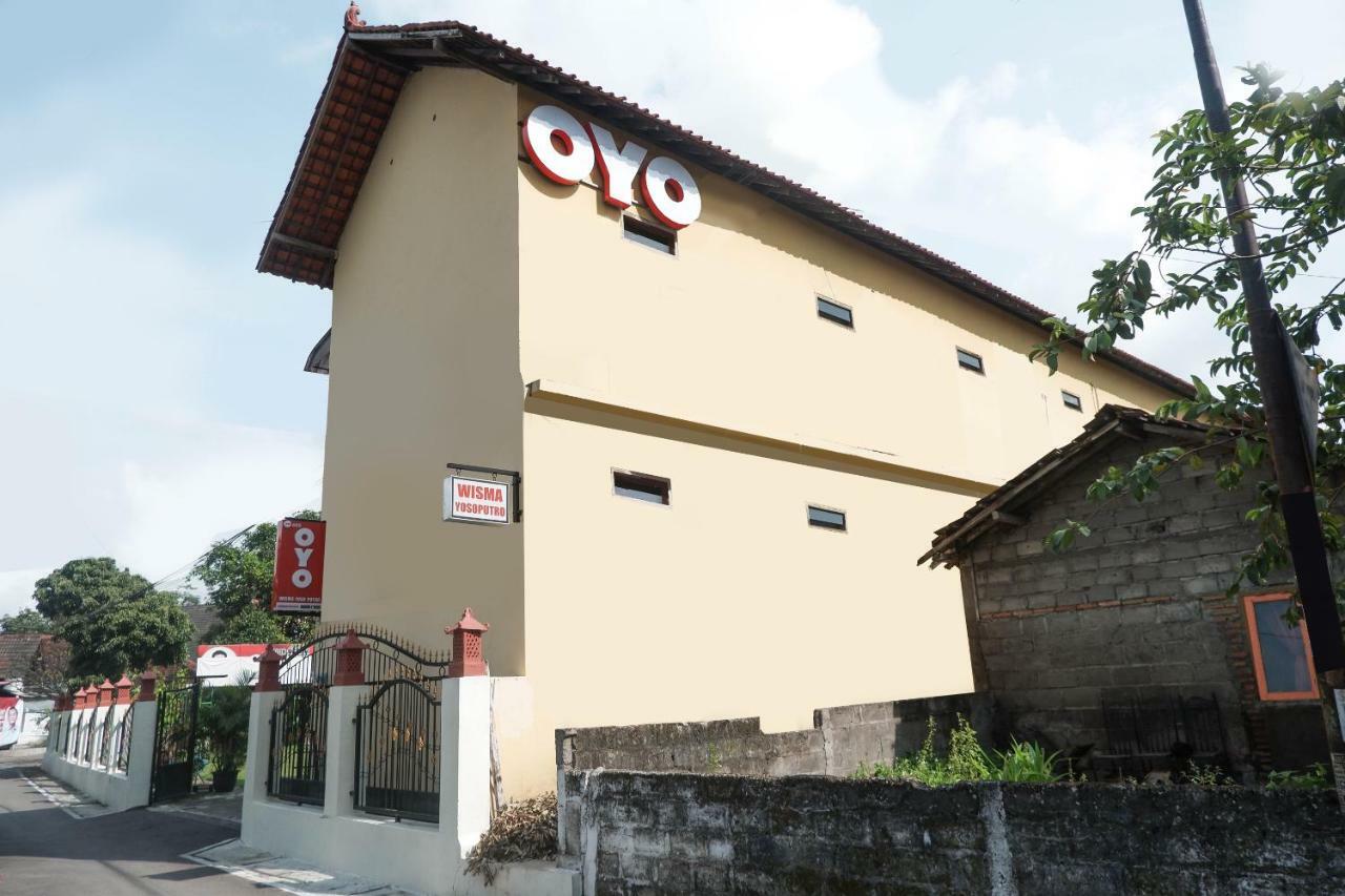 Oyo 405 Wisma Yosoputro Tanjungtirto Zewnętrze zdjęcie