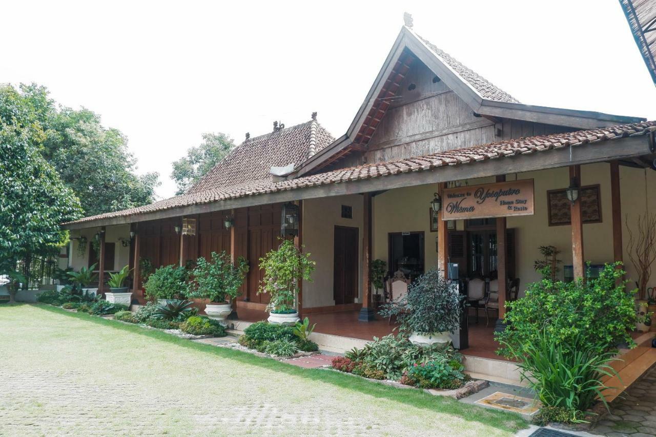 Oyo 405 Wisma Yosoputro Tanjungtirto Zewnętrze zdjęcie