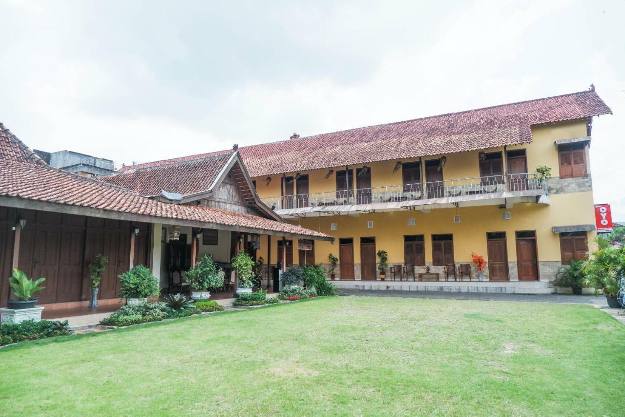 Oyo 405 Wisma Yosoputro Tanjungtirto Zewnętrze zdjęcie