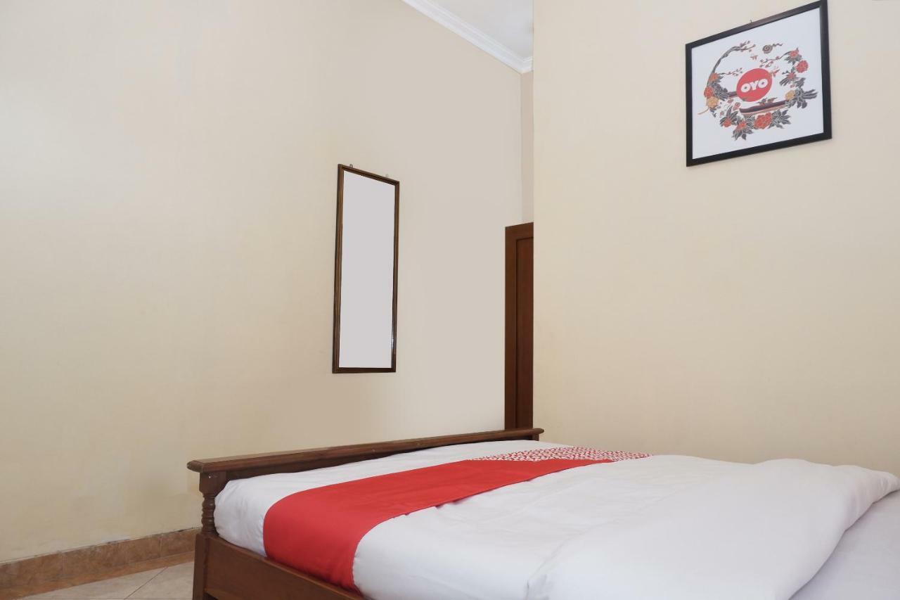 Oyo 405 Wisma Yosoputro Tanjungtirto Zewnętrze zdjęcie
